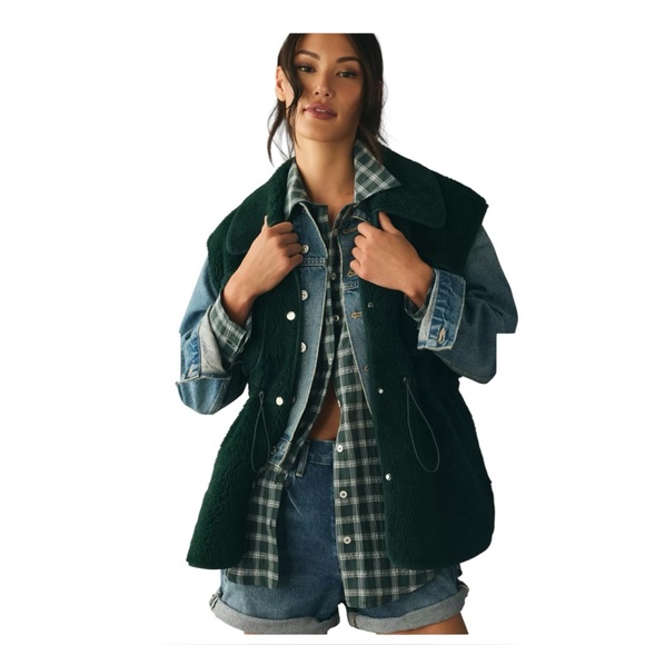 Anthropologie Jackets & Blazers - Anthropologie Cozy Cinched Faux Shearling Vest In Forest Green